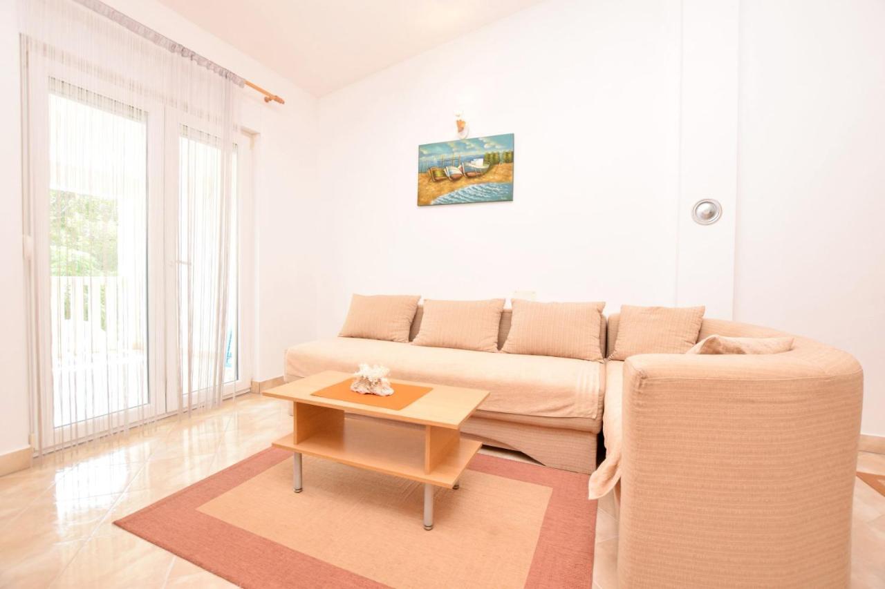 Apartment Diva Nin Extérieur photo
