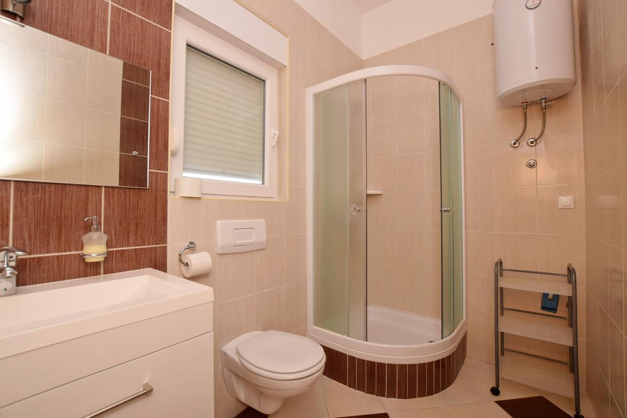 Apartment Diva Nin Extérieur photo